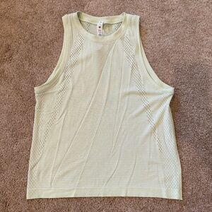 Lululemon size 2 light lime green align tank